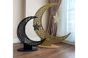 Kraft World Ramadan Kareem Multi-Color Durable Handmade Metal Crescent Moon Showpiece Personalized Design for Iftar Suhoor