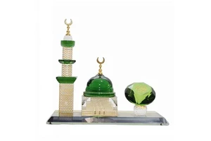 Wholesale Creative Crystal Glass Crafts for Ramadan Decorations Elegant Muslim Church Lighthouse Decorative Supplies