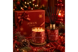 AIKUN OEM ODM Factory Source Reed Diffuser Candle Relaxation Aromatherapy Set For Premium Christmas Style Gift Box