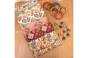 Latest Design Handmade Wedding Favour Combo of Embroidery Work Cultch With Bangle and Earrings for Gifts clutches for party's