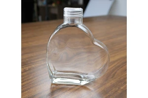 Unique 180ml Heart Shaped Glass Wishing Bottle Candy Message Glass Bottle For Wedding Decoration Diy