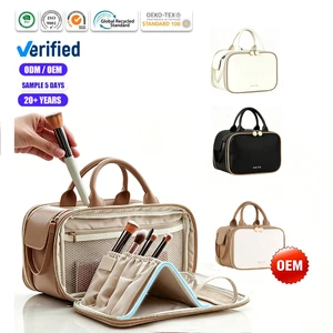 Factory OEM Compartment Travel Makeup Bag Large Capacity Cosmetic Bag Waterproof Portable Hanging PU Custom Logo Makeup Case