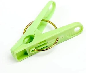 Hot Selling Solid Color Plastic Clothespin Clip New Design for Convenient Clothes Drying