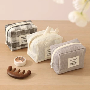 Large Capacity Durable Portable Multi-Functional Storage Travel for & Makeup Bag Eco-Friendly Mesh Zipper Fashion