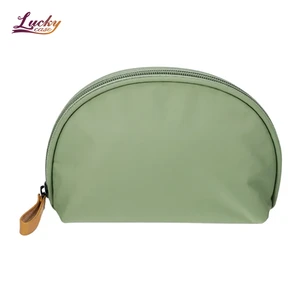 Bright Green Bathroom Toiletries Bag Factory Custom Portable Bag with Dispenser Bag Inside Scallop Shaped Ins Style Pouch