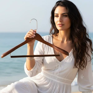Custom Boutique Hanger Wooden Coat Suit Hanger with Wide Shoulder
