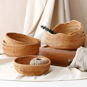 Wintop Natural Woven Rattan Eco-friendly Durable Multifunction Tall Round Storage Baskets for Decoration and Neatening