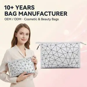 Women Portable Toilet Bag Storage Bag Waterproof Diamond Patterned Multi-functional Custom Makeup Bag