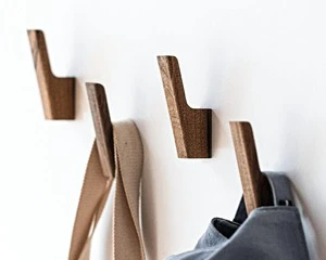 Customizable Wooden Wall-mounted Creative Storage Hooks Save Space Long-lasting Durable Multi-functional Use Safe and Friendly