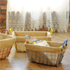 Bobai Jiaxiang Factory Hot Sale Fashion Wire Mesh Basket Metal Wire Storage Basket with Handles and Removable Fabric Liner