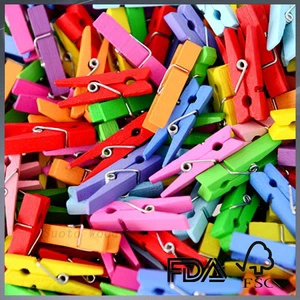 Mini Colorful Birch Wood Peg Clothing Clip with Detachable Design for Living Room & Kitchen Storage