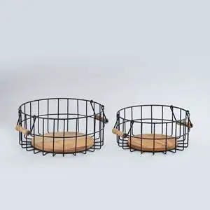 S/2 Round Iron & Wooden Wire Basket with Black/Natural Finish 1kg