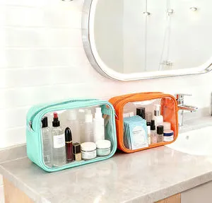 Compact Portable Transparent TPU Eco-Friendly Foldable Bathroom Wash and Storage Bag with Zipper Travel Wash Bag