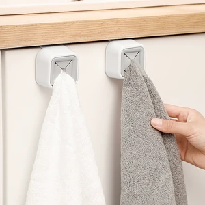 Bathroom Creative Towel Hook Plug Without Punching Adhesive Round Push Hook Tea Towel Hook Holder