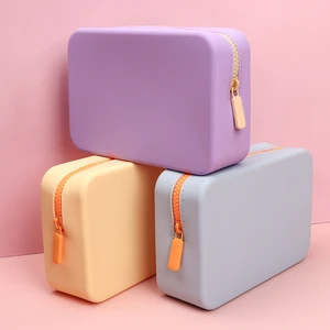 Custom Logo Fashion Silicone Makeup Bag Zipper Waterproof for Toiletry Purse for Women's Travel Cosmetic Bag