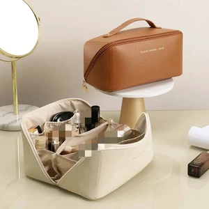 Toiletry Bag Large Travel Cosmetic Bag for Women Leather Makeup Organizer Female Toiletry Kit Bags Make up Case Storage Pouch