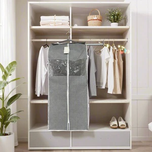 High-End Non-Woven Dust Bag with Zipper Closure and 10-20L Capacity for Clothing Coat Suit Storage for Shopping