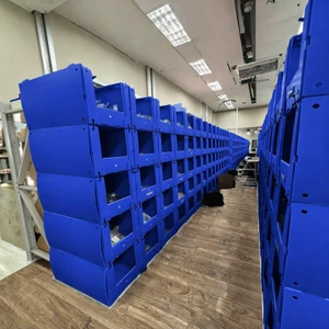 High Quality Warehouse Clothing Storage Box Corrugated Plastic Stackable Sorting Box Logistics Sorting Container For Industrial