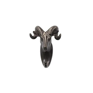 Fashionable Animal Head Wall Mounted Coat Hooks Hot Sale Strong Resin Creative Home Decor Hanger Racks