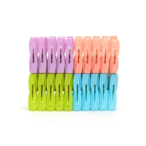 Wholesale Newest Design Fashion Popular 4 Colors Plastic Drying Clips Multi Color Cheap 5.5*1.3cm Small Clothes Pegs Clothespin