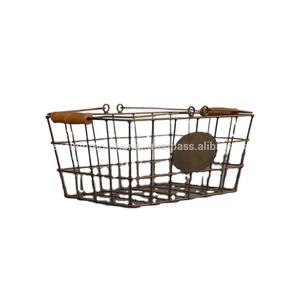 Eco-Friendly Customized Sizes Metal Wire Storage Baskets with Round Wooden Handles