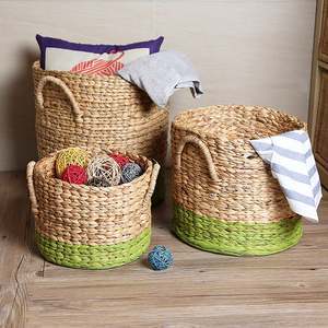 Wholesale Vietnam Handicraft Eco-Friendly Folding Braided Water Hyacinth Seagrass Rattan Straw Storage Basket Handles Laundry