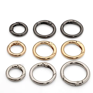 Wholesale Metal Spring O Rings Clip Keychain Round Carabiner Keyrings Snap Hook Buckle Bag Chain Rings Clip Replacement Paracord