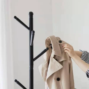 Wholesale Premium New Spring Eco-friendly Modern Rubber Wood Coat Rack Stand Essential Coat Hat Hanger Best Price Home Furniture
