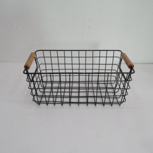 Handmade Modern Rectangular Stainless Steel Wire Mesh Storage Basket with Wooden Handle Home Decor Multifunctional Kitchen Use