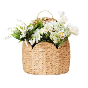 Wholesale Natural Water Hyacinth Woven Hanging Basket Scalloped Edge Handmade Decorative Wall Storage Flower Basket Boho Decor