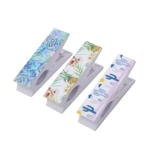 Custom Logo Wholesale Cute Strong Plastic Pegs Home Use Strong Clips Laundry Pegs Clothespin