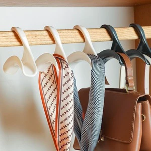 Creative Plastic Arch Handbag Tie Multi-purpose Storage Container Wardrobe Hook with Link Suitable Wardrobe Connection