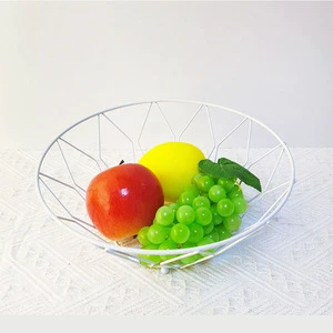 Modern Hot Selling Kitchen Eco-Friendly Metal Wire Storage Basket for Food Multifunction Geometric Shape Hotel Use