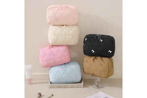 Customized Logo Lightweight Quilted Nylon Travel Zipper Cosmetic Toiletry Organizer Makeup Bag