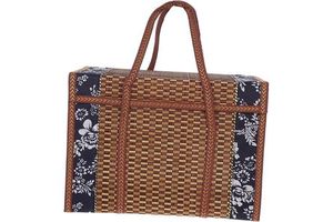 Handheld Rustic Woven Folding Wicker Picnic Basket with Handles for Food Bread Fruit Storage DreamCraft Vietnam