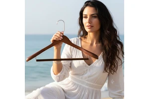 Custom Boutique Hanger Wooden Coat Suit Hanger with Wide Shoulder
