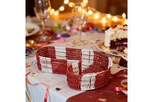 Red White Square Bottom Christmas Candy Storage Basket PP Plastic Home Decoration with Rope Bamboo Frame Accessory Household Use