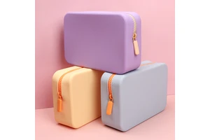 Custom Logo Fashion Silicone Makeup Bag Zipper Waterproof for Toiletry Purse for Women's Travel Cosmetic Bag