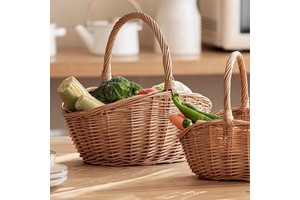 Handmade Willow Rattan Weaving Oval Eco-Friendly Modern Storage Basket For Vegetable Fruit Picnic Hand-Held Christmas Gift Small