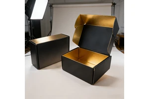 Custom Printing Eco-Friendly Reusable Black Packaging Corrugated Recyclable Shoes Clothes Storage Paper Cardboard Mailer Boxes