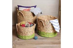 Wholesale Vietnam Handicraft Eco-Friendly Folding Braided Water Hyacinth Seagrass Rattan Straw Storage Basket Handles Laundry