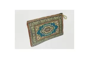Large Woven Basket 20x30 cm Durable and Stylish Product for Storage and Organization