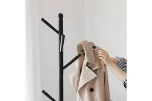 Wholesale Premium New Spring Eco-friendly Modern Rubber Wood Coat Rack Stand Essential Coat Hat Hanger Best Price Home Furniture