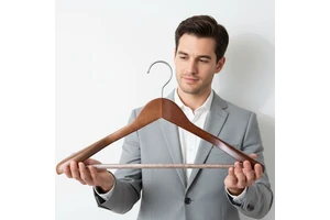 Wide Shoulder Coat Hanger Wood Suit Garment Hanger with Anti Slip Bar