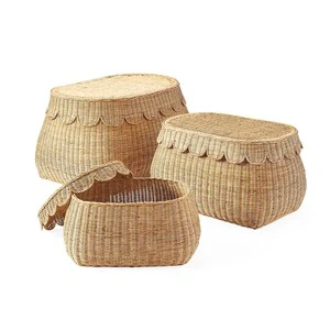 New Item Wicker Rattan Scalloped Basket Storage Home Decoration Natural Woven Storage Basket Made in Vietnam