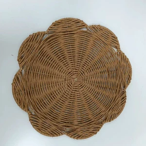 Hot Sale Eco-Friendly Round Rattan Wicker Tray Handwoven Iron Storage Basket Decorative Woven Baskets Made of PE and PC