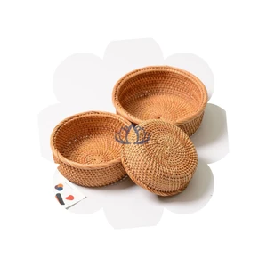 CHEAP HAND-WOVEN ROUND RATTAN WICKER BASKET FRUIT TEA BREAD PICNIC COSMETIC STORAGE FROM VIETNAM HANDICRAFT 2025