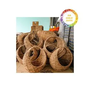 Premium Quality Water Hyacinth Basket And Tray Handmade For Storage And Decoration Cheap Wholesale