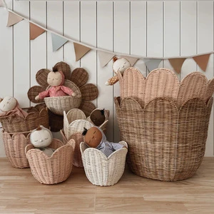 Garden Style Flower Design Rattan Woven Storage Basket Home Decoration Toys Sundry Storage Basket