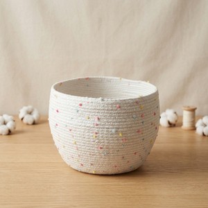 Cotton Rope Handcrafted Decorative Organizer Bin Portable Storage Basket For Living Room Shelf Cosmetic Makeup Small Accessories